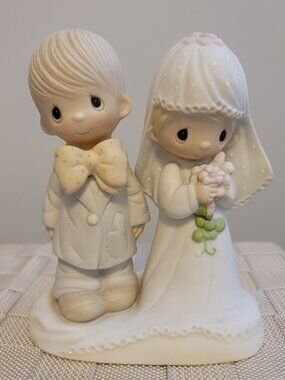 Vintage Precious Moments 1979 The Lord Bless You And Keep You Figurine #E-3114